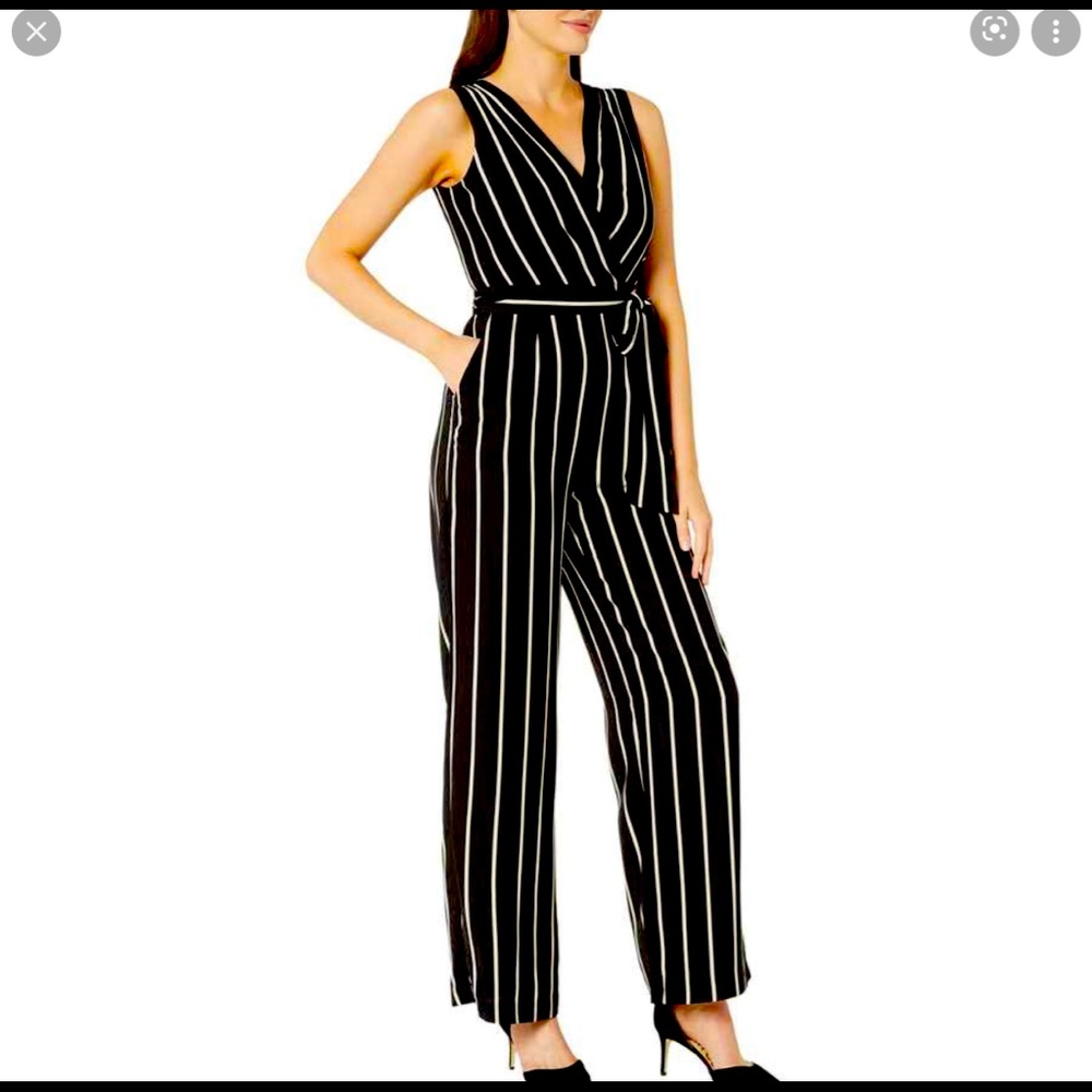 Black Tahari ASL crepe jumpsuit size 4